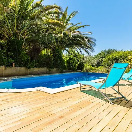 فيلة Large House Of 160m2 With Pool أركونغ